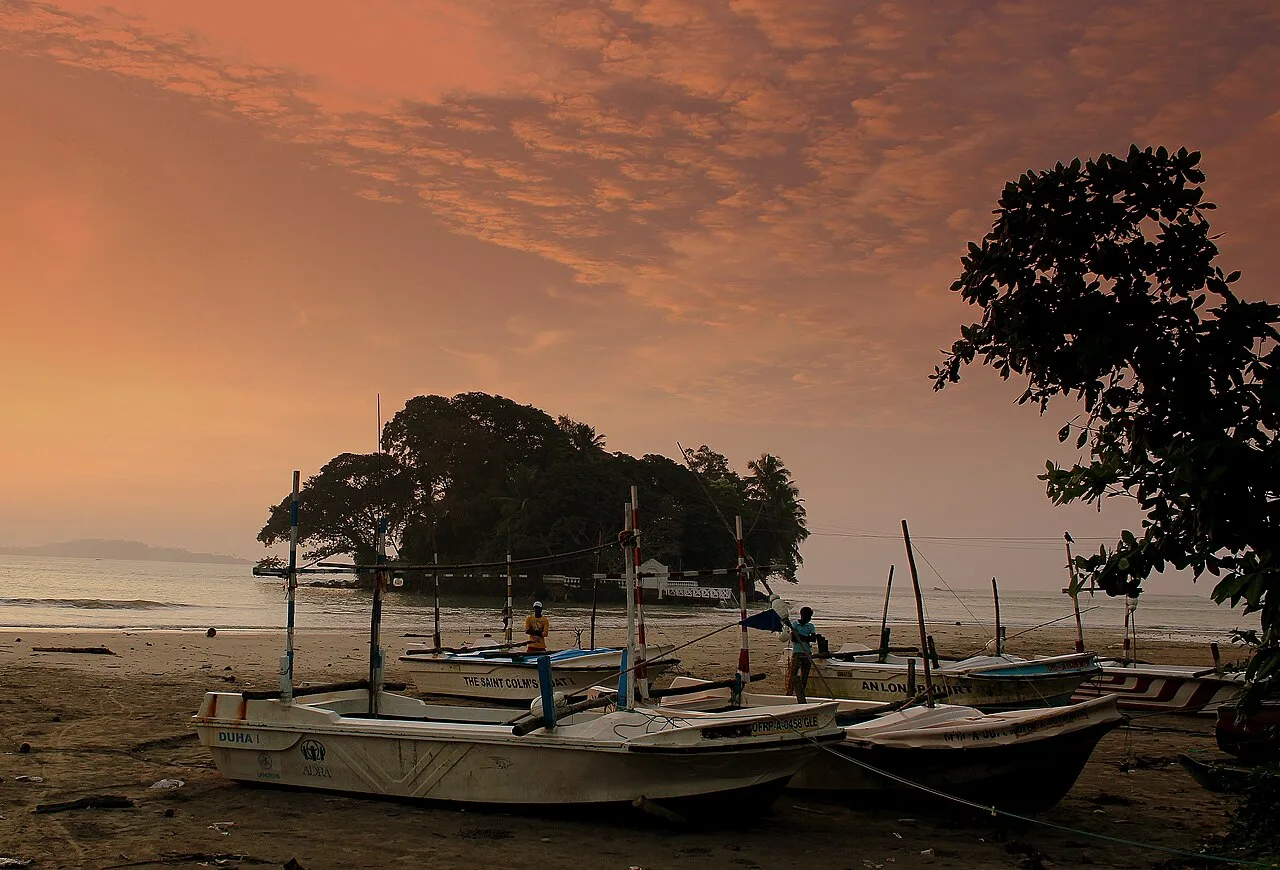 Weligama - PRIVATE ISLAND WITH A BEAUTIFUL HOUSE BUILT ON IT.